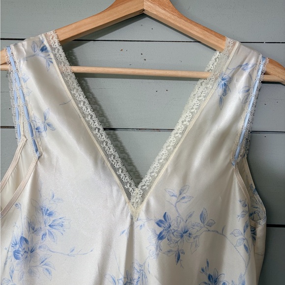 Jones New York Satin Floral Slip Dress / Nightgown | Cream + Blue | Size L/G - Picture 6 of 7